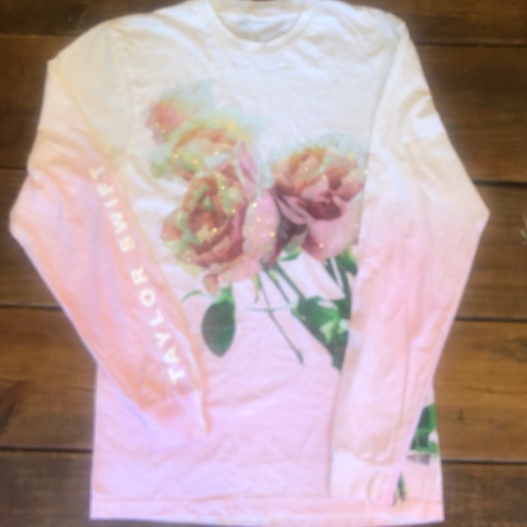 Rare Taylor Swift Shirt - Picture 15 of 16